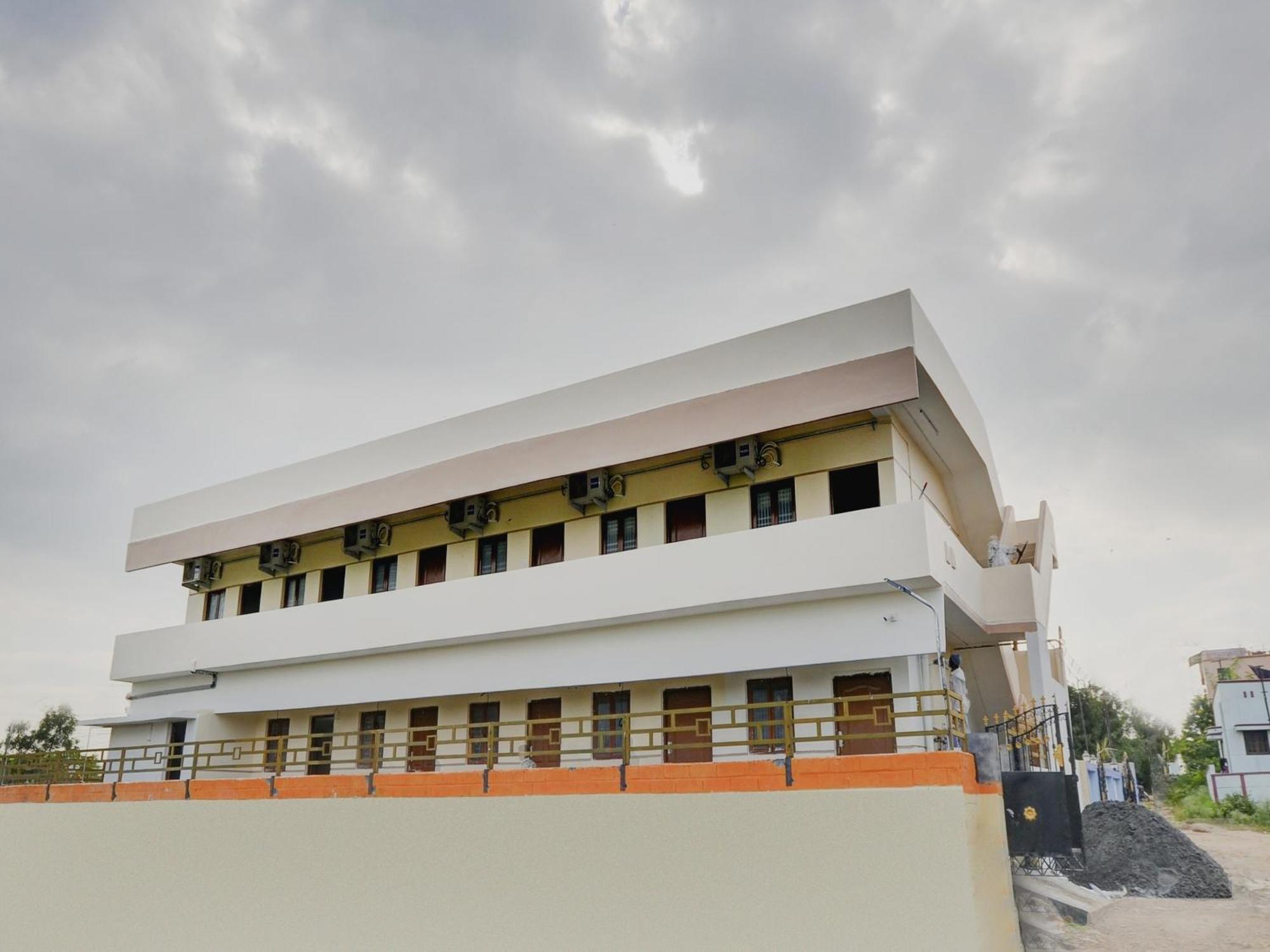 Hotel O Aruthraa Residency Podanur Kültér fotó